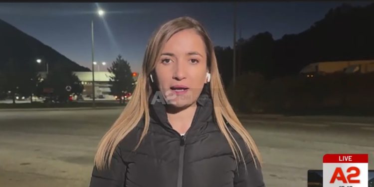 Tre orë “peng” në kufi, Athina i kthen pasaportat gazetarëve shqiptarë (VIDEO)