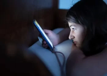 Australia miraton ligjin: Fëmijët nën 16 vjeç nuk do përdorin rrjete sociale