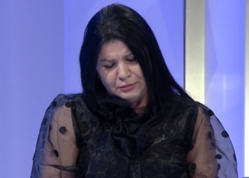 “Prindërit e 14-vjeçarit ishin ngrirë”, Hidreshaj mes dhimbjes: U dhashë këpucët me gjak të djalit (VIDEO(