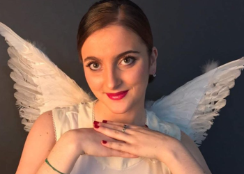 Një vit nga aksidenti tragjik, Vangjel Tavo kujton vajzën: Eva ime shkoi të flinte me ëngjëjt