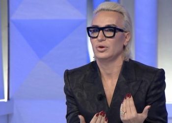 Biznesmeni gay nga Tepelena shkon te Fevziu me truproja: Shqipëria është vend i pasigurt për mua!