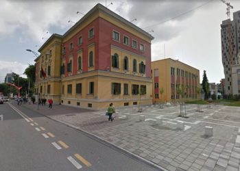 Minimum jetik 200 euro në muaj, qeveria hedh poshtë propozimin e opozitës