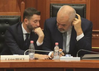 Lëvizje në PS, Rama largon Braçen nga Fieri