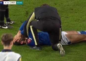 Fati i keq ndjek Brojën, sulmuesi dëmtohet rëndë dhe largohet me barelë