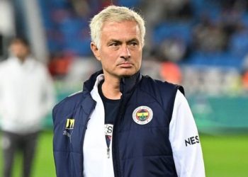 Mourinho lëshon akuza për trukim në Turqi: Historia e disa ndeshjeve është e shkruar përpara kohe