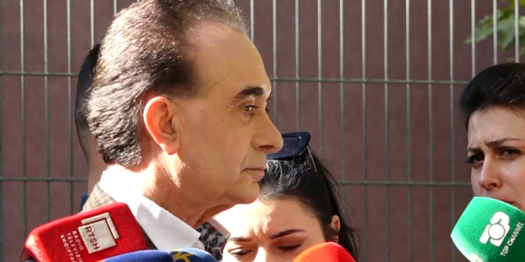 Deputeti i PD: Bashkia Fier, tender për koncert me këngëtarë në Greqi