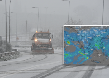 Moti i keq godet edhe Greqinë, mbyllen disa shkolla