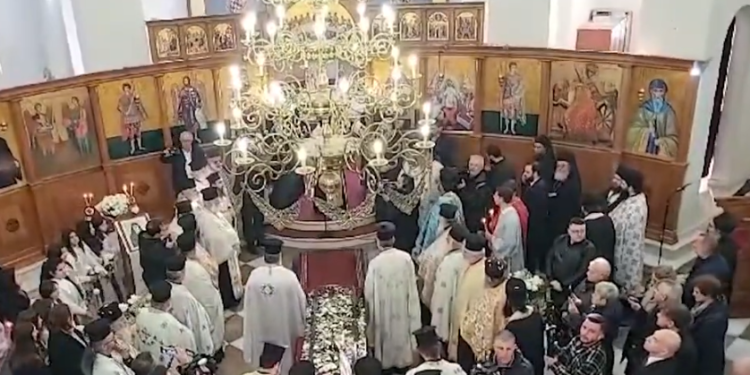 Mbërrin në Gjirokastër trupi i Janullatos, mbahet meshë në kishën “Ngjallja e Krishtit”