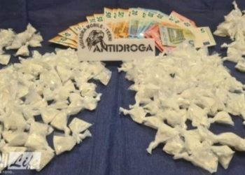 Udhëtonte me të dashurën për të hequr dyshimet, shqiptari arrestohet me 335 doza kokainë në makinë!