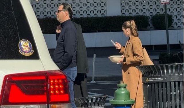 Lul Basha fotografohet si turist në Amerikë