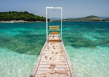 Nga ujërat e Ksamilit, te rrugët me kalldrëm të Gjirokastrës-Shqipëria tejkaloi gjigantët botërorë të turizmit