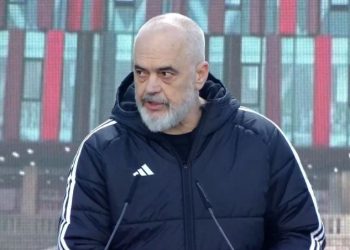 Rama: S’ka bir k*rve dhe nëne që të më thotë se kam marrë lekë