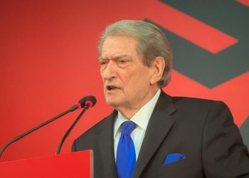 Berisha zotohet në Athinë, do rikthejë marrëveshjen që i fali detin Greqisë