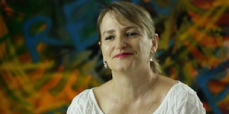 “Me shpifësit shihemi në gjyq”, Delina Fico i përgjigjet Berishës: Prej vitit 2010 s’kam marrë asnjë pagesë nga fondet e USAID dhe DASH për Shqipërinë