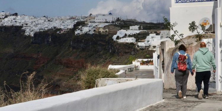 Greqia në alarm, shkencëtarët dyshojnë për tërmet të fuqishëm në ditët në vijim