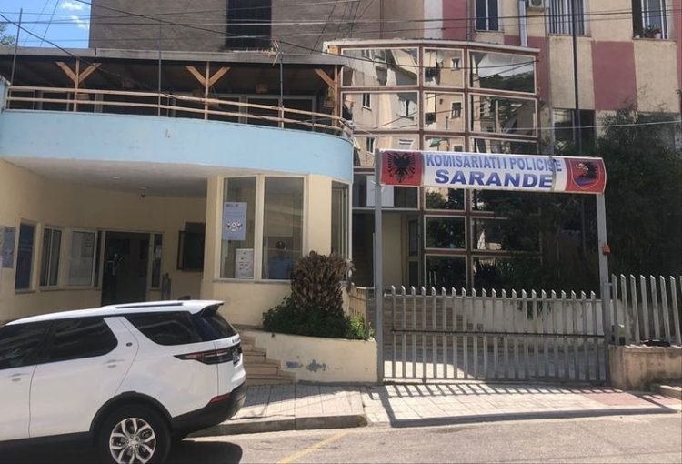 Vidhte motomjete, arrestohet 19-vjeçari në Sarandë