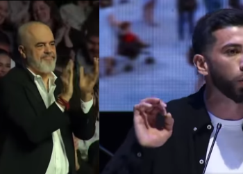 “Unë e kam nisur duke ngjitur posterat e PS”, Rama çohet në këmbë dhe duartroket të riun nga Përmeti (VIDEO)