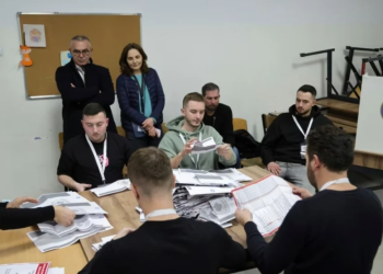 Numërohen gjysma e votave në Kosovë, kryeson Albin Kurti