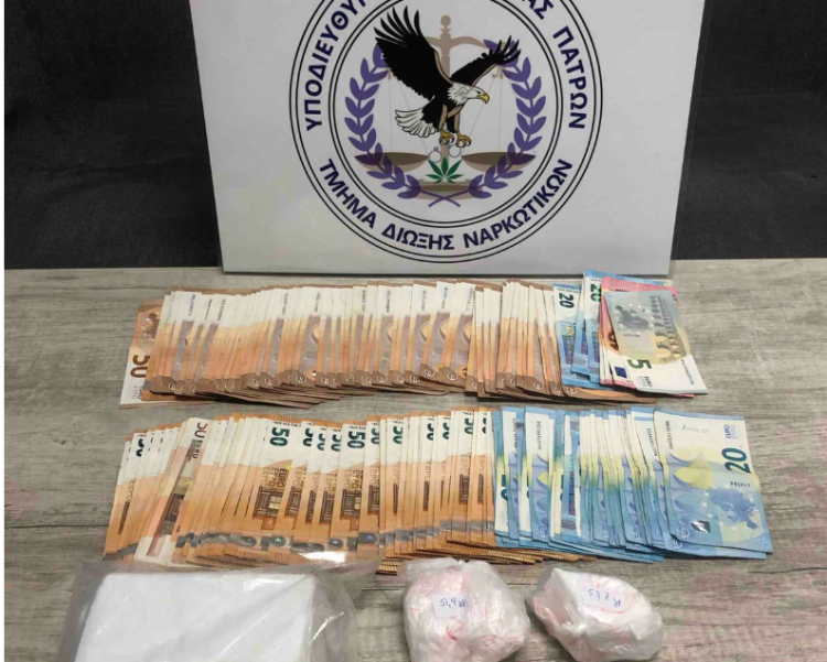 Kapet kokainë në furgonin e linjës Berat-Zakyntho, dy të arrestuar