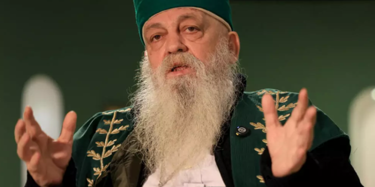 “Rakia, si qumështi i nënës”- Baba Mondi intervistë për AFP: Shteti Bektashi, një copë tokë pa taksa dhe polici!