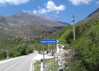 Sherr për pronat në Tepelenë, 54-vjeçari akuzon bashkëfshatarin për zaptim toke