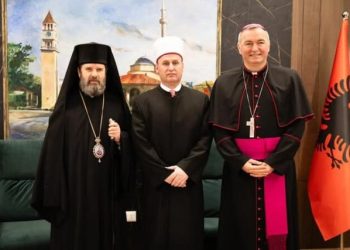 Kryepeshkopi Joan uron Fitër Bajramin: Bashkëjetesën fetare, si çdo pasuri t’ia përçojmë brezave që do të vijnë