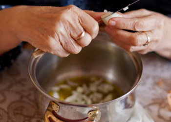 BBC Travel: Gjyshet që shpëtuan kuzhinën shqiptare