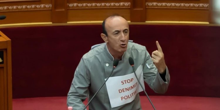 “Je SPAK-ist”, Berisha e lë jashtë listës së deputetëve, reagon Dash Sula: Nuk i keni bërë mirë llogaritë