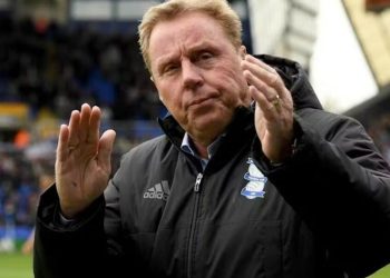 Trajneri i njohur britanik fyen Shqipërinë, e quan ‘rival të kotë’: As kam ndërmend ta shoh ndeshjen. Çfarë të shoh, si do fitojmë 5-0?