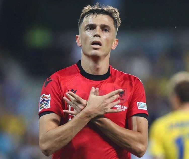 Asani bëhet gati për duelin e Shqipërisë në Londër