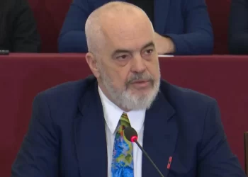 Zgjedhjet e 11 majit/Rama: Kush nuk pranon të jetë në listën e hapur, t’ia bëjë me dije drejtuesit politik