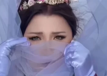 “Dashuria”, Parashqevi Simaku i rikthehet muzikës, sjell këngën e saj të re