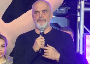 Rama porosi kandidatëve të PS në Vlorë: Duhet të jeni përfaqësues të vlonjatëve, jo vetëm të socialistëve