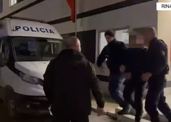 Skema e mashtrimit me TVSH në Gjirokastër, ekstradohet italiani (VIDEO)