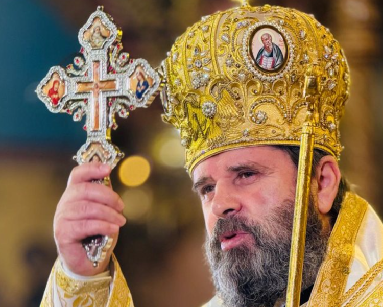 Kryepeshkopi Joan: Mos e braktisni Shqipërinë pasi është e pamundur të duash Perëndinë dhe mos të duash vendin që të ka lindur…