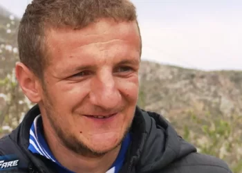 21-vjeçari nga Tepelena nuk di të shkruajë dhe të lexojë: Më ndihmoni, dua të mësoj!