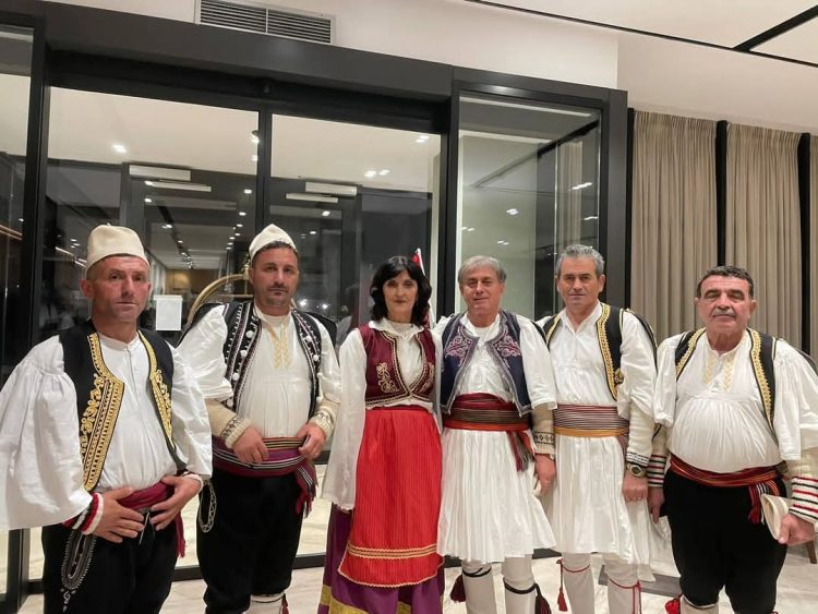 Shoqëria Kulturore Artistike Folklorike “Gurra e Picarit”