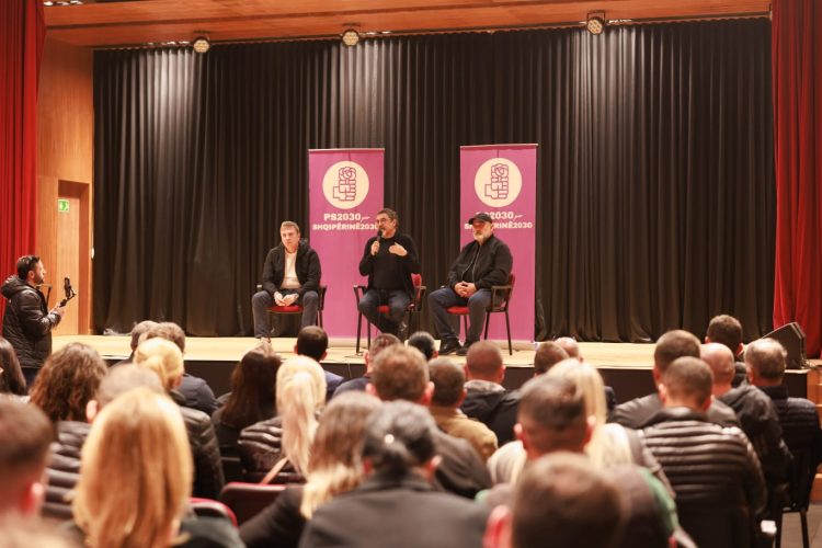 Çuçi në Himarë, prezanton kandidatët Gjiknuri dhe Sinaj