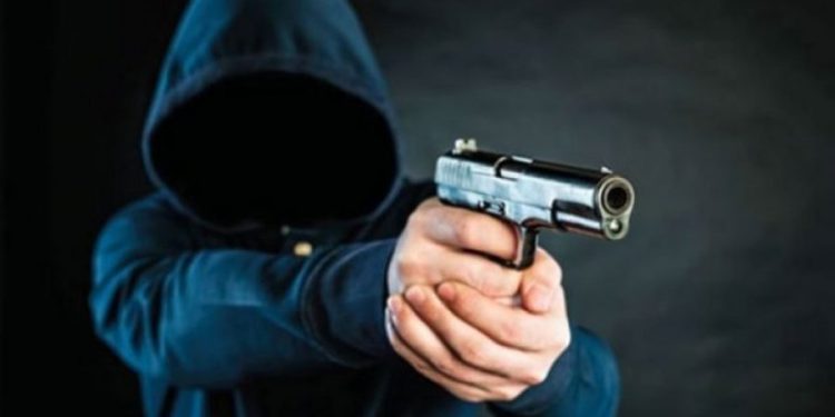 Vidhet me armë një pikë këmbimi valutor në Gjirokastër