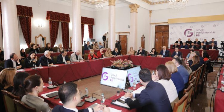 Kandidatët për deputetë, emrat e PS që do të jenë në listë të mbyllur