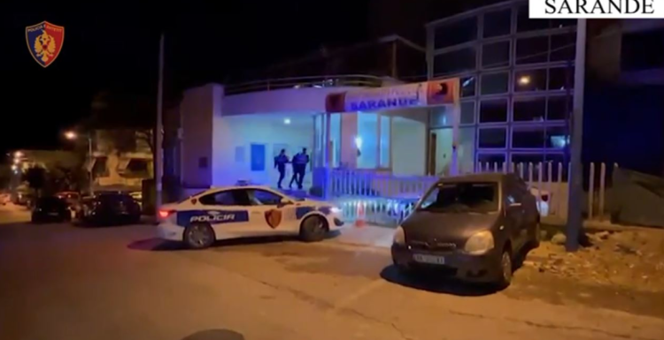 Detaje nga sherri në Sarandë, si e plagosën me tre goditje me thikë 17-vjeçarin