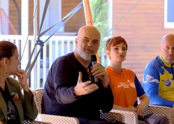 Kumbaro i ndërpret fjalën në Përmet, Rama: Ndaj them unë që urdhërojnë gratë