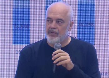 Rama në Gjirokastër: Pse nuk thirri dhe më para Altin Dumani një deputet? Nuk kemi asnjë të burgosur nga qeveria. Nën hetim apo të dënuar janë ata të mandatit të parë