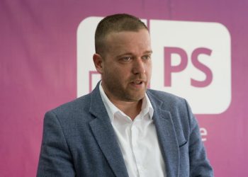 Ardit Bido pyet Berishën: Doktor, na thuaj, Himara është minoritet grek a jo?