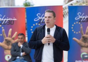 Gjiknuri në “Çole”: Në Vlorë PS ka mundësi për 9 mandate