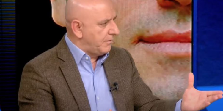 Roland Bejko: Duhej një pol i tretë. PD pa forcat e djathta duket më e dobët
