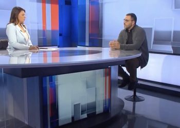 “Ti s’ke rregulluar dot veten tënde, jeton me qira dhe s’ke as makinë, si do rregullosh Shqipërinë?”, Arlind Qori i përgjigjet gazetares