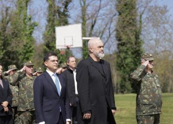 Rama – efektivëve të Forcave të Armatosura: Martohuni që të përfitoni nga kreditë e buta