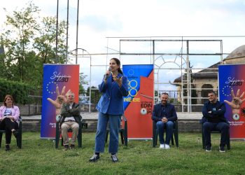 Kumbaro: Dunavati po zhvillohet si Qafa e Pazarit, Gjirokastra turistike është realitet