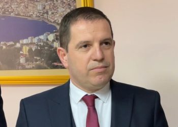 E shkarkuan nga detyra, reagon drejtuesi i Prokurorisë së Sarandës: Botë e mallkuar, plot me rezilë!